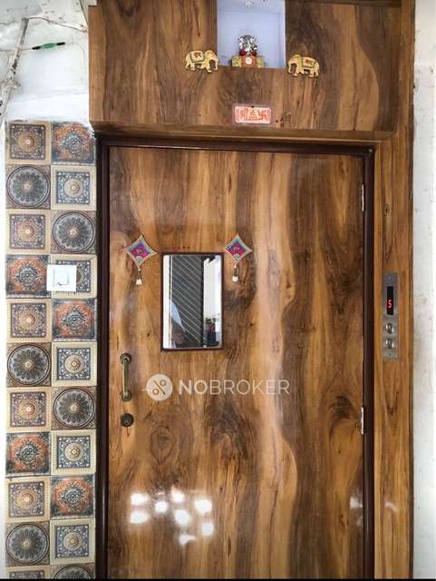 2 BHK Flat In Shaco Apartment For Sale  In Vile Parle West