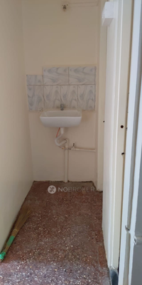 1 RK Flat In Vishal Co-operative Society for Rent  In Sadashiv Peth