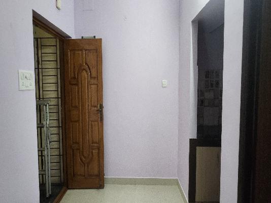 1 BHK House for Rent  In Five Furlong Road, Guindy
