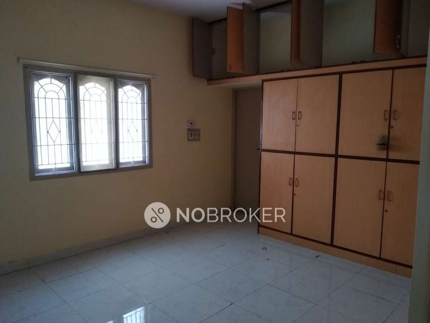 3 BHK Flat In Maruthi Manssiion  For Sale  In Hoysala Nagar