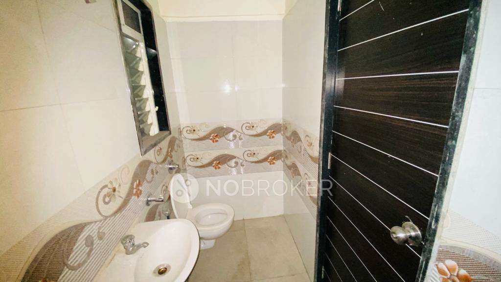 3 BHK Flat In Sheetal Airwings Dgs Group For Sale  In Santacruz East