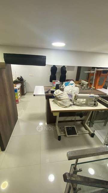 3 BHK Flat In Sheetal Airwings Dgs Group For Sale  In Santacruz East