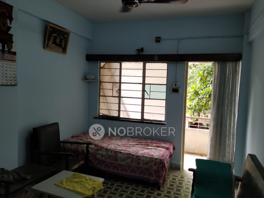 Shared Room for Female In 1 BHK  In Anand Nagar Park Society In Kothrud