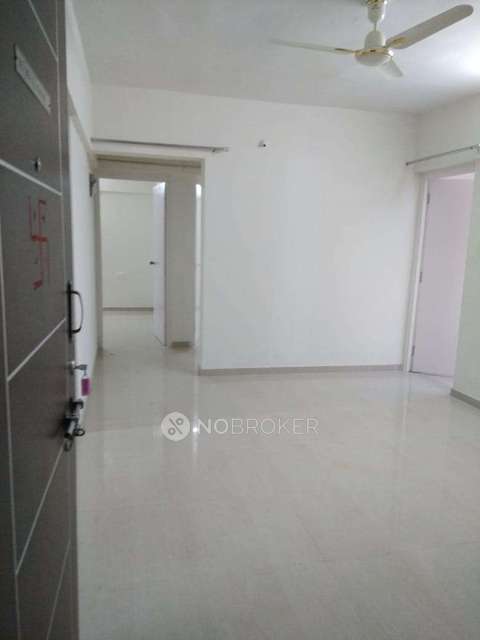 2 BHK Flat In Goel Ganga Niwas for Rent  In Hr5g+2j2, Ganeshkhind, Pune, Maharashtra 411007, India