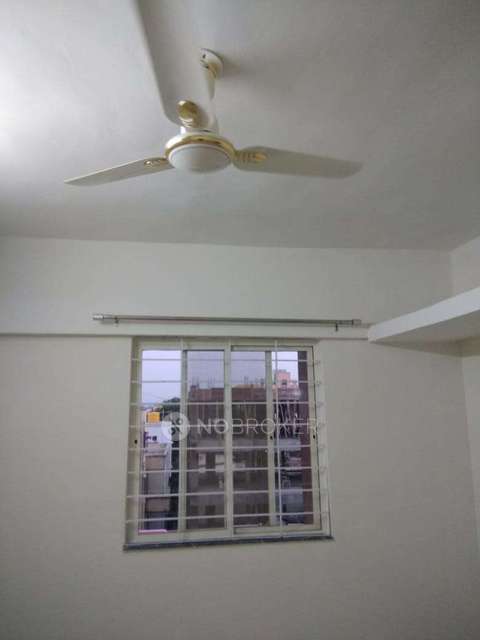2 BHK Flat In Goel Ganga Niwas for Rent  In Hr5g+2j2, Ganeshkhind, Pune, Maharashtra 411007, India