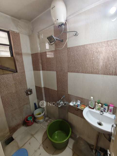 1 BHK Flat In Arun Park For Sale  In Walhekarwadi