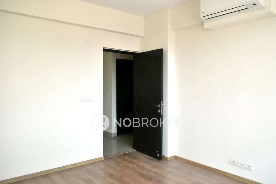 4 BHK Flat In M3m Woodshire For Sale  In Sector 107