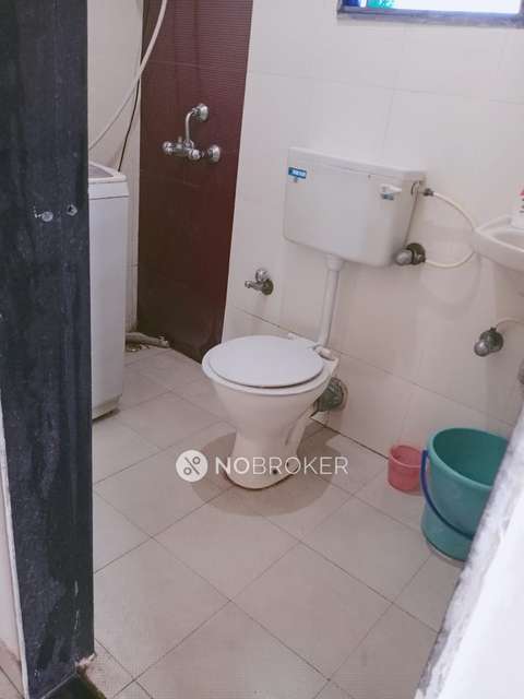 2 BHK Flat In Om Sai Plaza For Sale  In Thane West