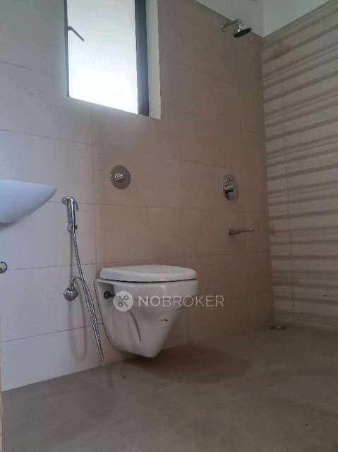 2 BHK Flat In Kalpataru Serenity For Sale  In Manjri