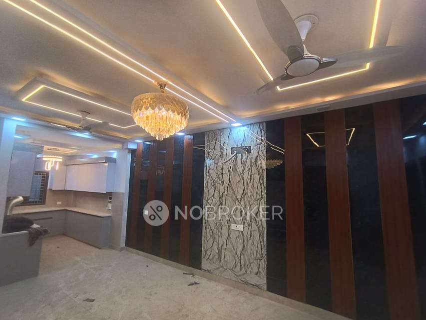 3 BHK Flat In  Balaji Apartment For Sale  In Uttam Nagar