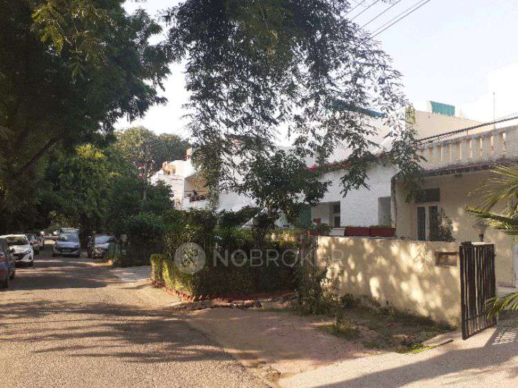 Dlf Phase 1 G11/7, Block G, DLF Phase 1, Sector 26, Gurugram, Haryana 122002, India Rent