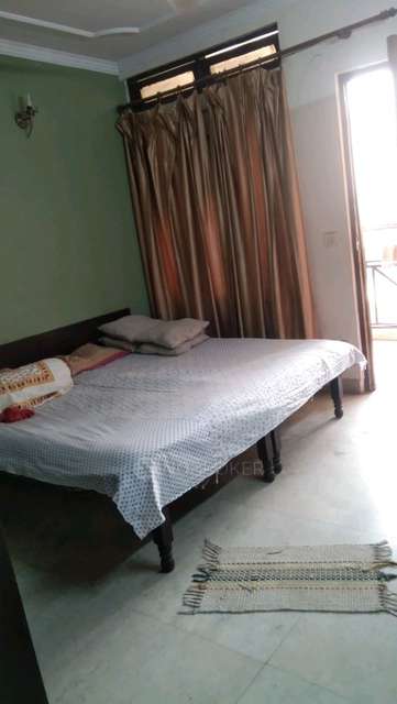 Single Room for Male In 2 BHK  In Paryavaran Complex Ignou Road In Paryavaran Complex Area