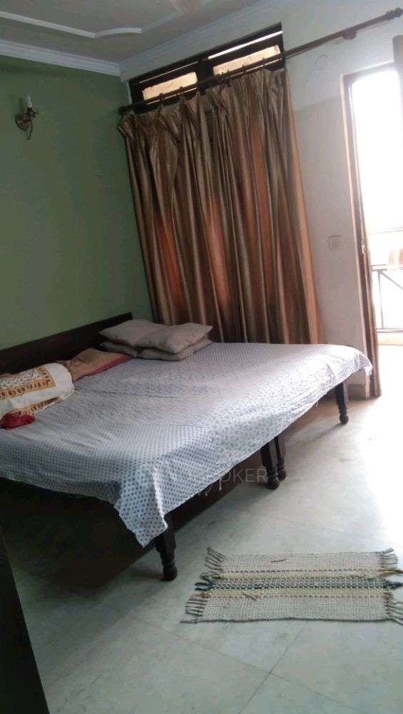Single Room for Male In 2 BHK  In Paryavaran Complex Ignou Road In Paryavaran Complex Area