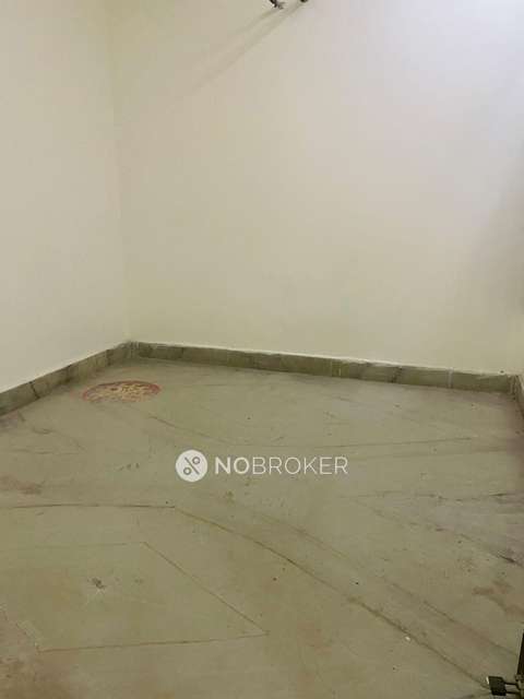 2 BHK Flat In Standalone Building  For Sale  In Uttam Nagar