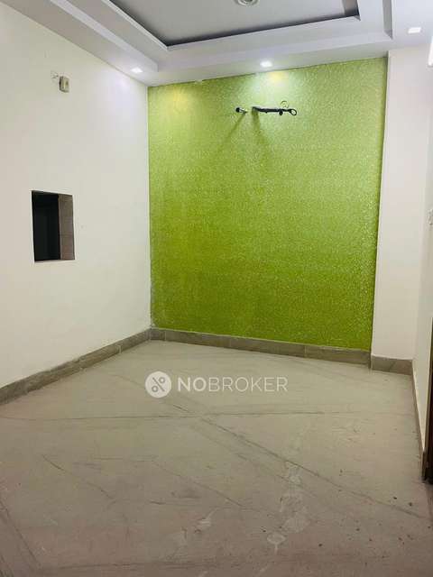 2 BHK Flat In Standalone Building  For Sale  In Uttam Nagar