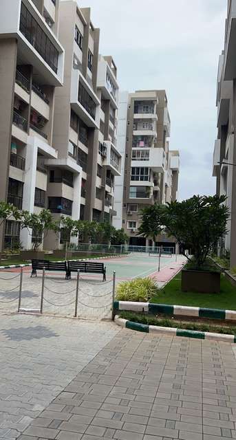 3 BHK Flat In Vasavi Brindavanam For Sale  In  Moti Nagar, Hyderabad