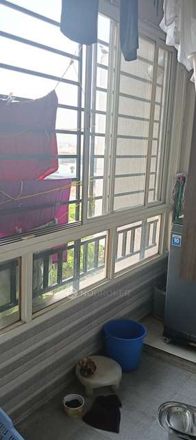 3 BHK Flat In Vasavi Brindavanam For Sale  In  Moti Nagar, Hyderabad