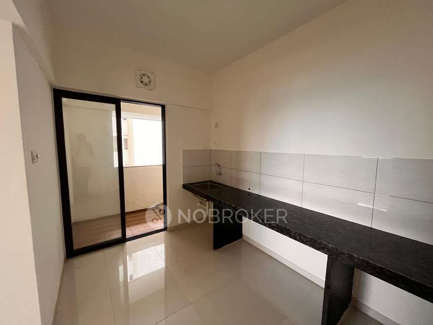 2 BHK Flat In Kalpataru Serenity, Manjri for Rent  In Kalpataru Serenity Manjri
