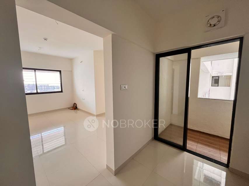 2 BHK Flat In Kalpataru Serenity, Manjri for Rent  In Kalpataru Serenity Manjri