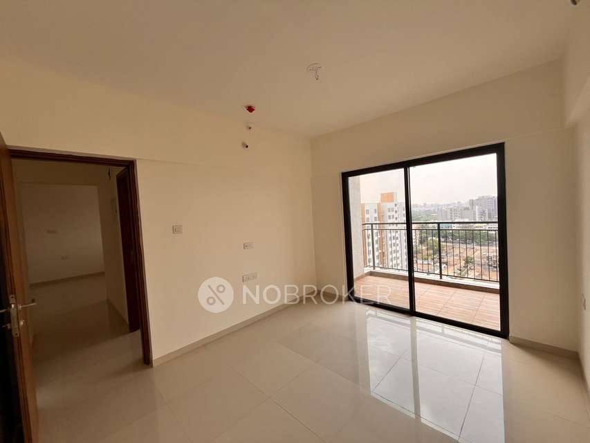 2 BHK Flat In Kalpataru Serenity, Manjri for Rent  In Kalpataru Serenity Manjri