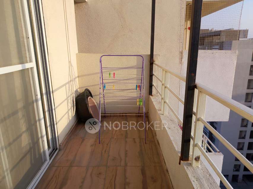 2 BHK Flat In  Shree Nidhi Phase 2 Wing B, Pune For Sale  In Lohegaon