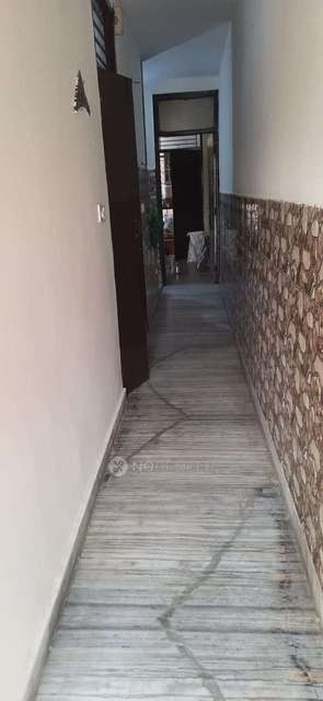 1 BHK Flat In Standalone Building  For Sale  In  Uttam Nagar