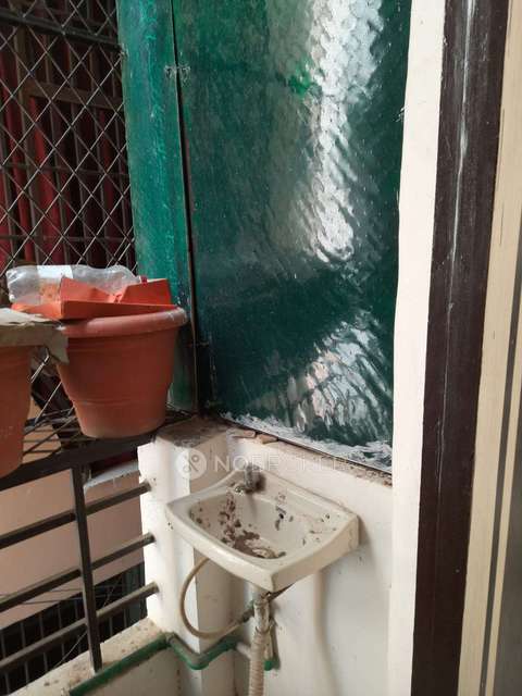 1 BHK Flat In Standalone Building  For Sale  In  Uttam Nagar