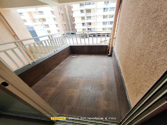 2 BHK Flat In Supertech Defence Colony Phase 4 For Sale  In Wagholi 