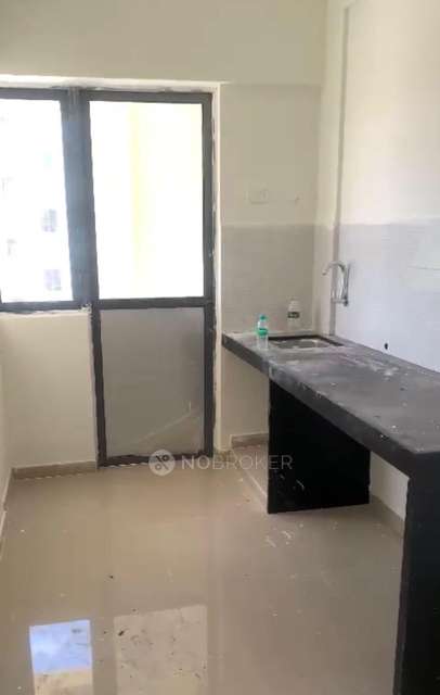 1 BHK Flat In Peninsula Address One Phase 2, Mamurdi For Sale  In  Gahunje