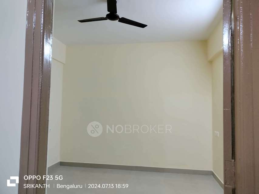 2 BHK Flat In Sriven Rag Metropole, Golahalli,bengaluru For Sale  In Golahalli