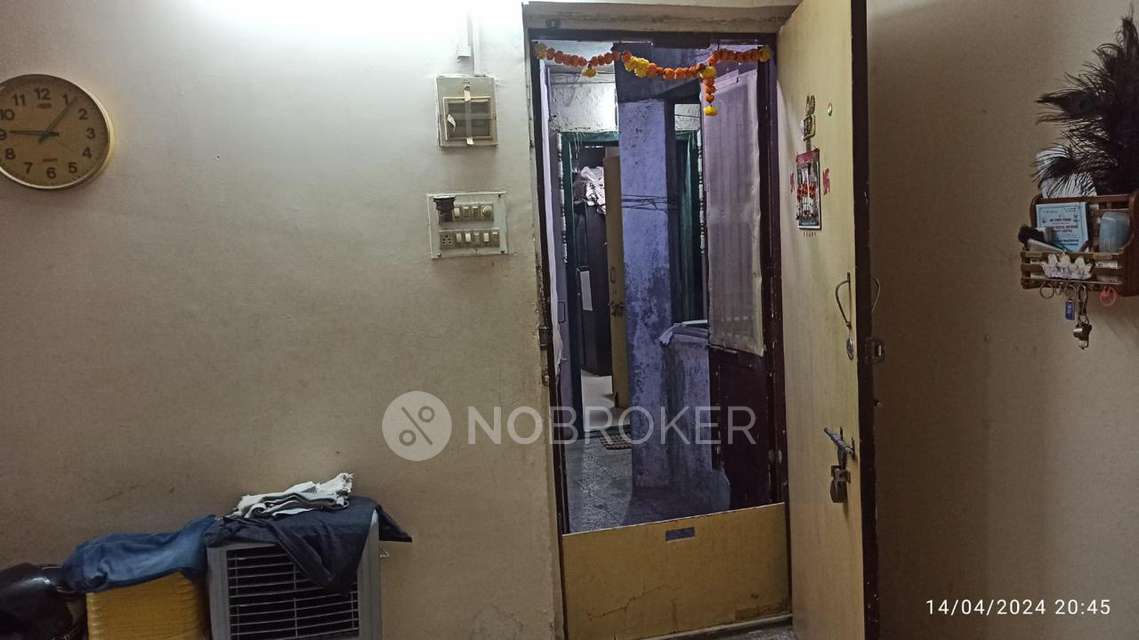 1 BHK Flat In Baria Apartment For Sale  In Malad West