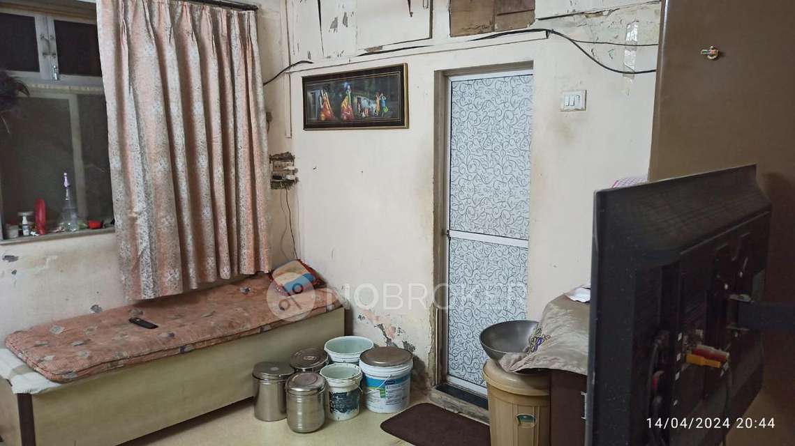 1 BHK Flat In Baria Apartment For Sale  In Malad West