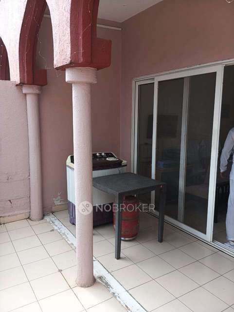 2 BHK Flat In Moghul Garden  For Sale  In Koregaon Park