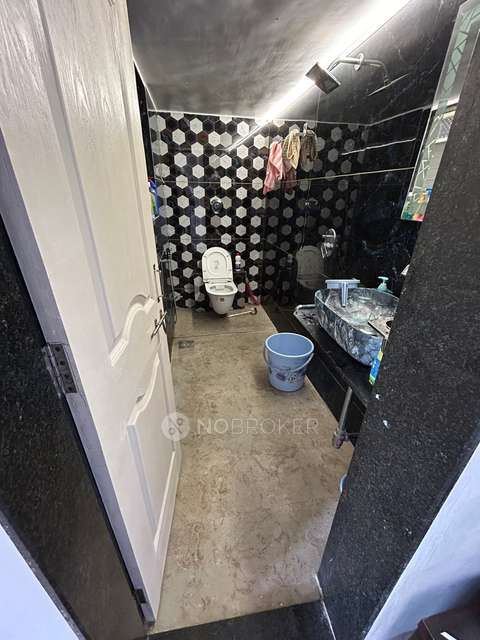 2 BHK Flat In Mantri Estate For Sale  In Salisbury Park