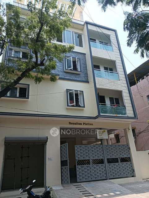 2 BHK Flat In Royalton Platina, Nungambakkam For Sale  In Nungambakkam