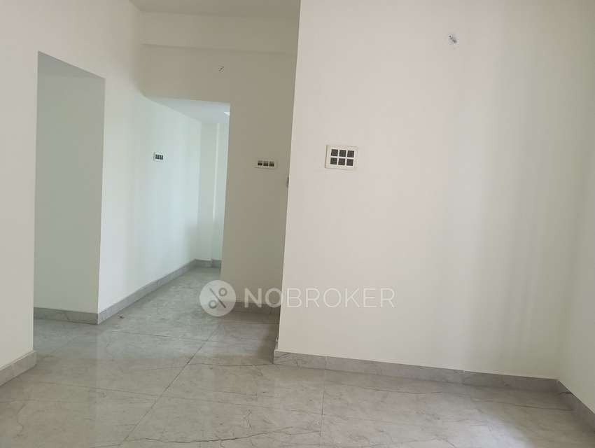 2 BHK Flat In Royalton Platina, Nungambakkam For Sale  In Nungambakkam