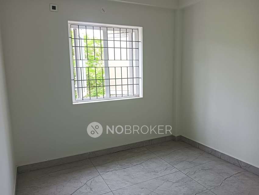 2 BHK Flat In Royalton Platina, Nungambakkam For Sale  In Nungambakkam