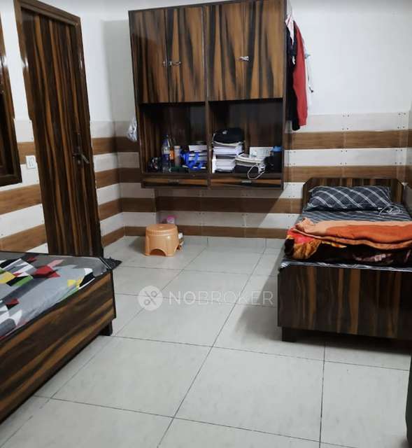 PG for Girls in Laxmi Nagar