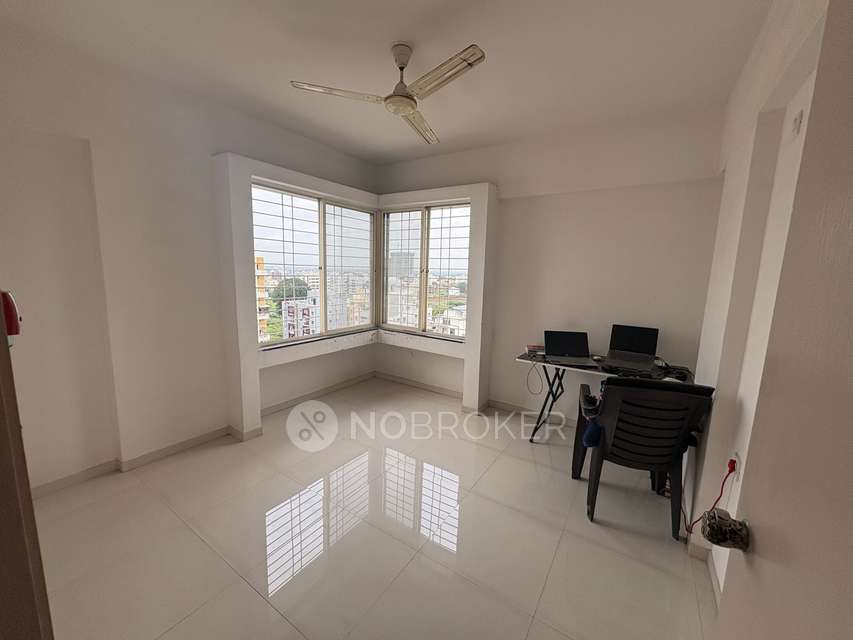 2 BHK Flat In Nandini Bellus For Sale  In Hadapsar