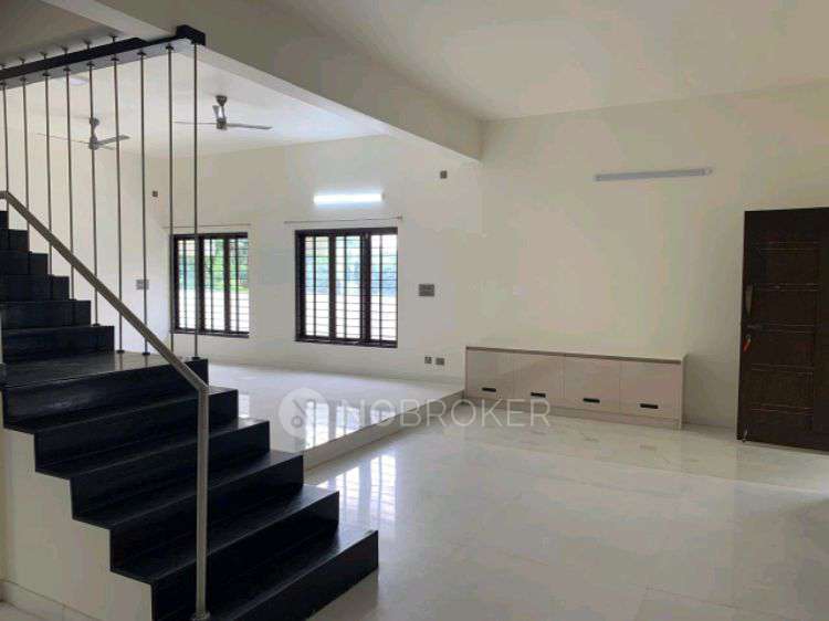 4 BHK House For Sale  In Royal Gardenia Layout