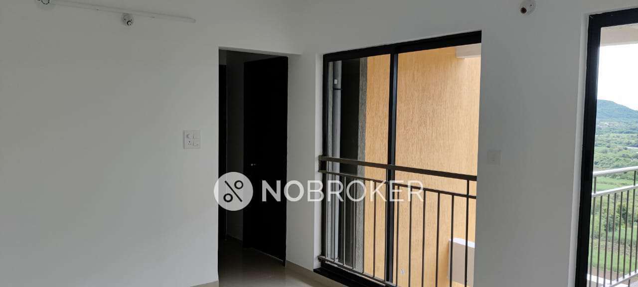 2 BHK Flat In Shapoorji Pallonji Sensorium For Sale  In Hinjewadi