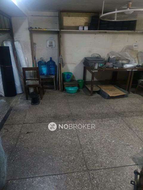 Godown/Warehouse in Dharam Pura, Delhi for sale 