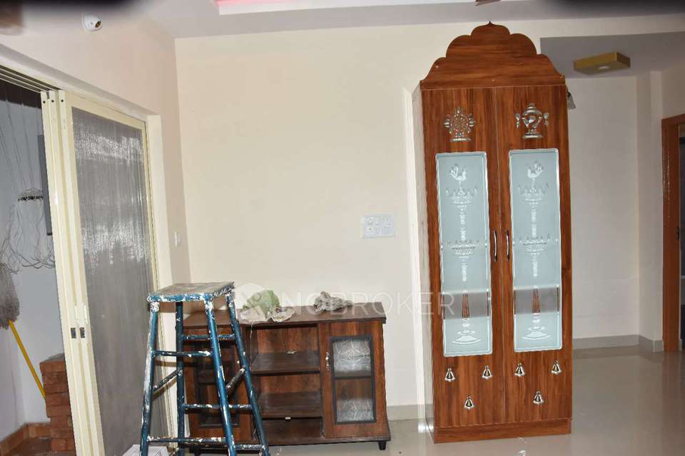 2 BHK Flat In Retreat Signaa For Sale  In Whitefield