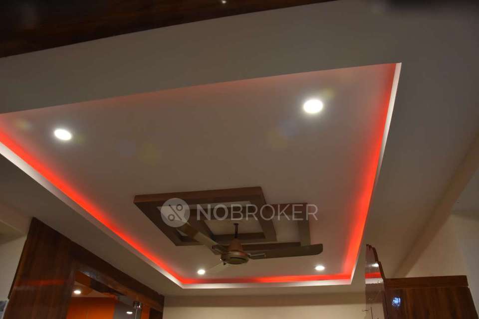 2 BHK Flat In Retreat Signaa For Sale  In Whitefield