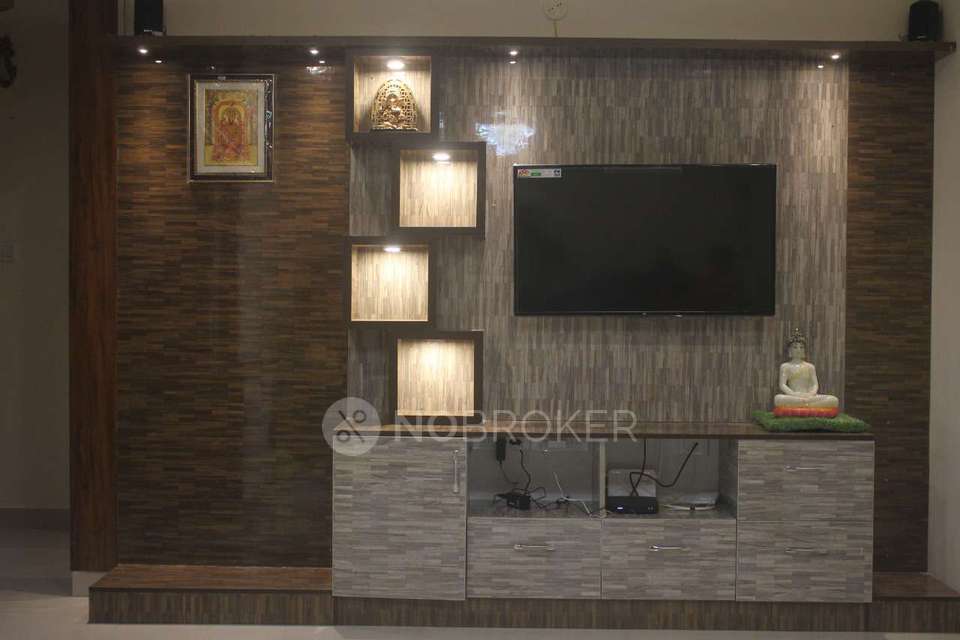 2 BHK Flat In Retreat Signaa For Sale  In Whitefield