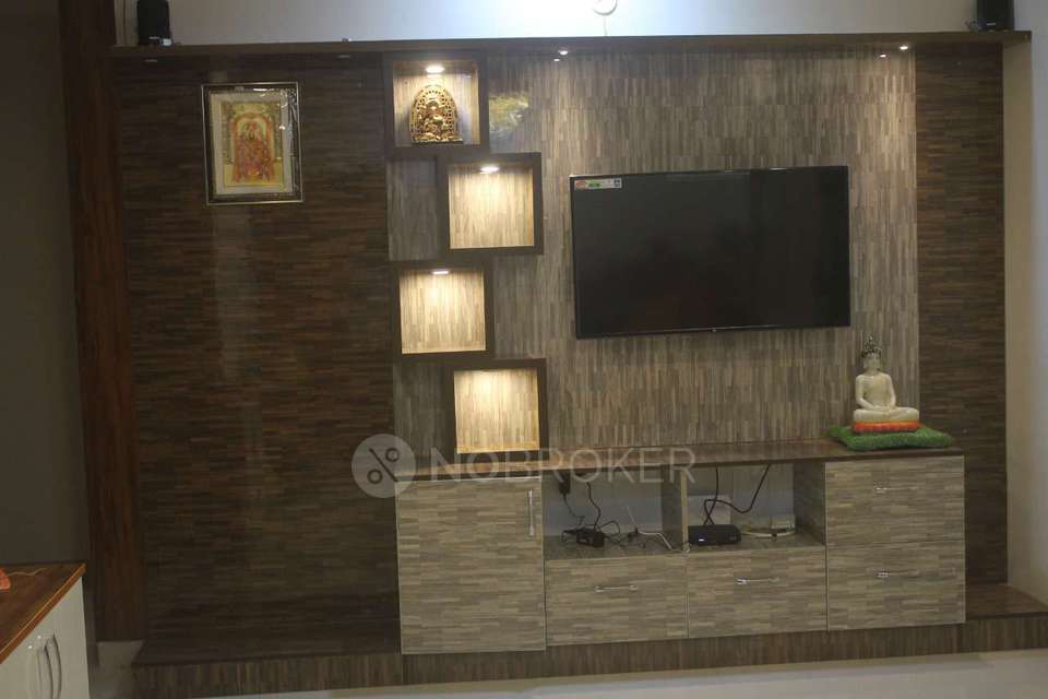 2 BHK Flat In Retreat Signaa For Sale  In Whitefield