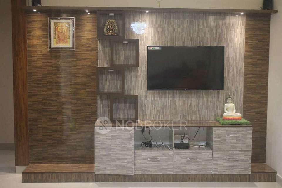 2 BHK Flat In Retreat Signaa For Sale  In Whitefield