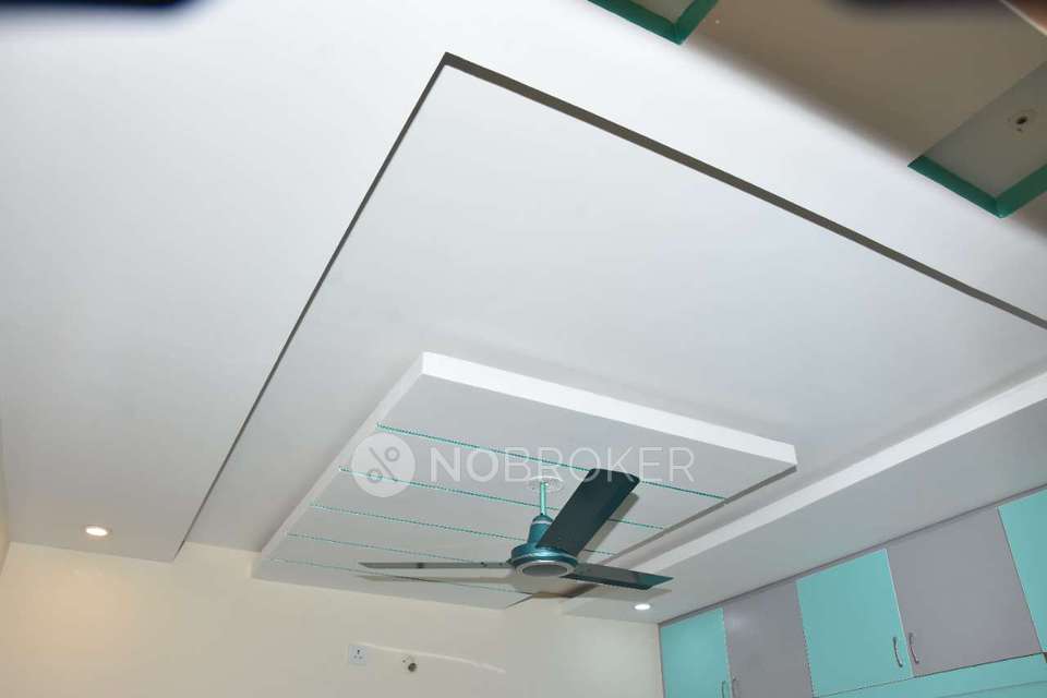 2 BHK Flat In Retreat Signaa For Sale  In Whitefield