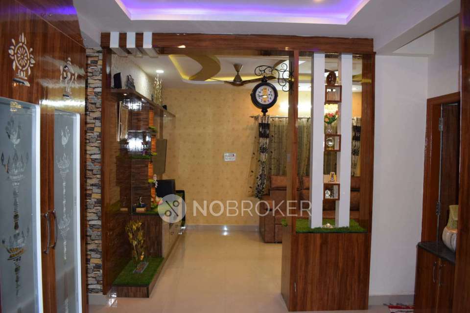 2 BHK Flat In Retreat Signaa For Sale  In Whitefield