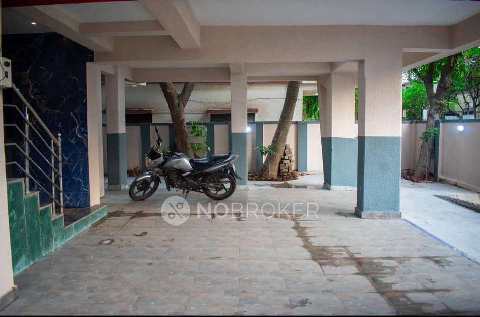 PG for Girls in Dhankawadi